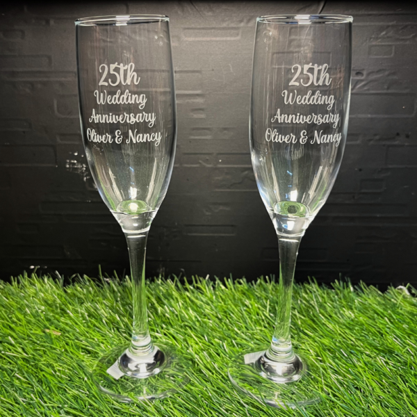 Engraved champagne Glasses, Anniversary Gifts, Wedding Favors, Personalized champagne Cups, Name, LOGO, Photo, Customized champagne Glasses, Bridesmaid and Groomsman engraved champagne glass Gifts