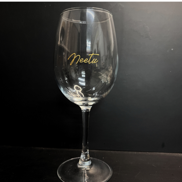 Wine Glasses for Wedding, Personalized Anniversary deep engraving & Wine glass will be available with deep engraving and gold color filling. Gifts, Anniversary Wine Glasses as Wedding Gifts, Custom Wine Glasses Mr. and Mrs.
