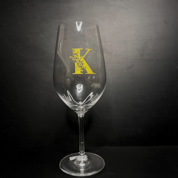 Wine Glasses for Wedding, Personalized Anniversary deep engraving & Wine glass will be available with deep engraving and gold color filling. Gifts, Anniversary Wine Glasses as Wedding Gifts, Custom Wine Glasses Mr. and Mrs. Show drafts