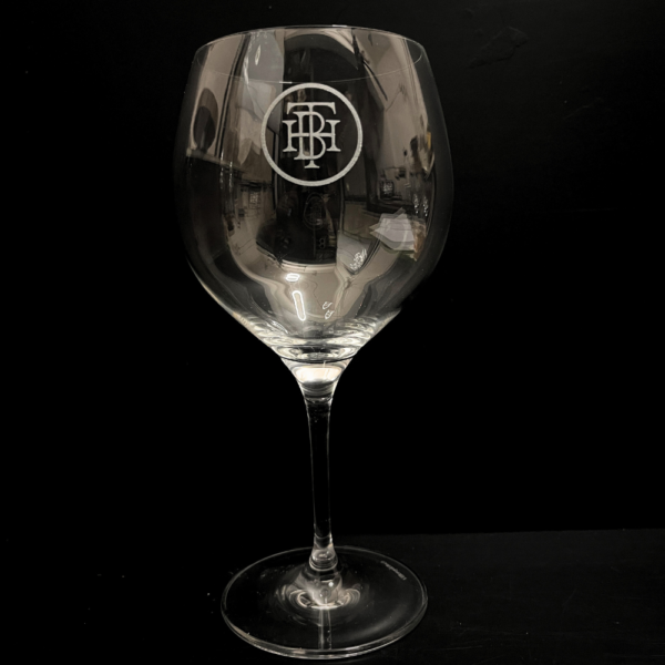 Engraved Wine Glasses, Anniversary Gifts, Wedding Favors, Personalized Wine Cups, Customized Wine Glasses, Bridesmaid and Groomsman Gifts