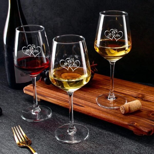 Mr & Mrs Wine Glasses, Wedding Gift Set of 2, Crystal Clear with Heart Design
